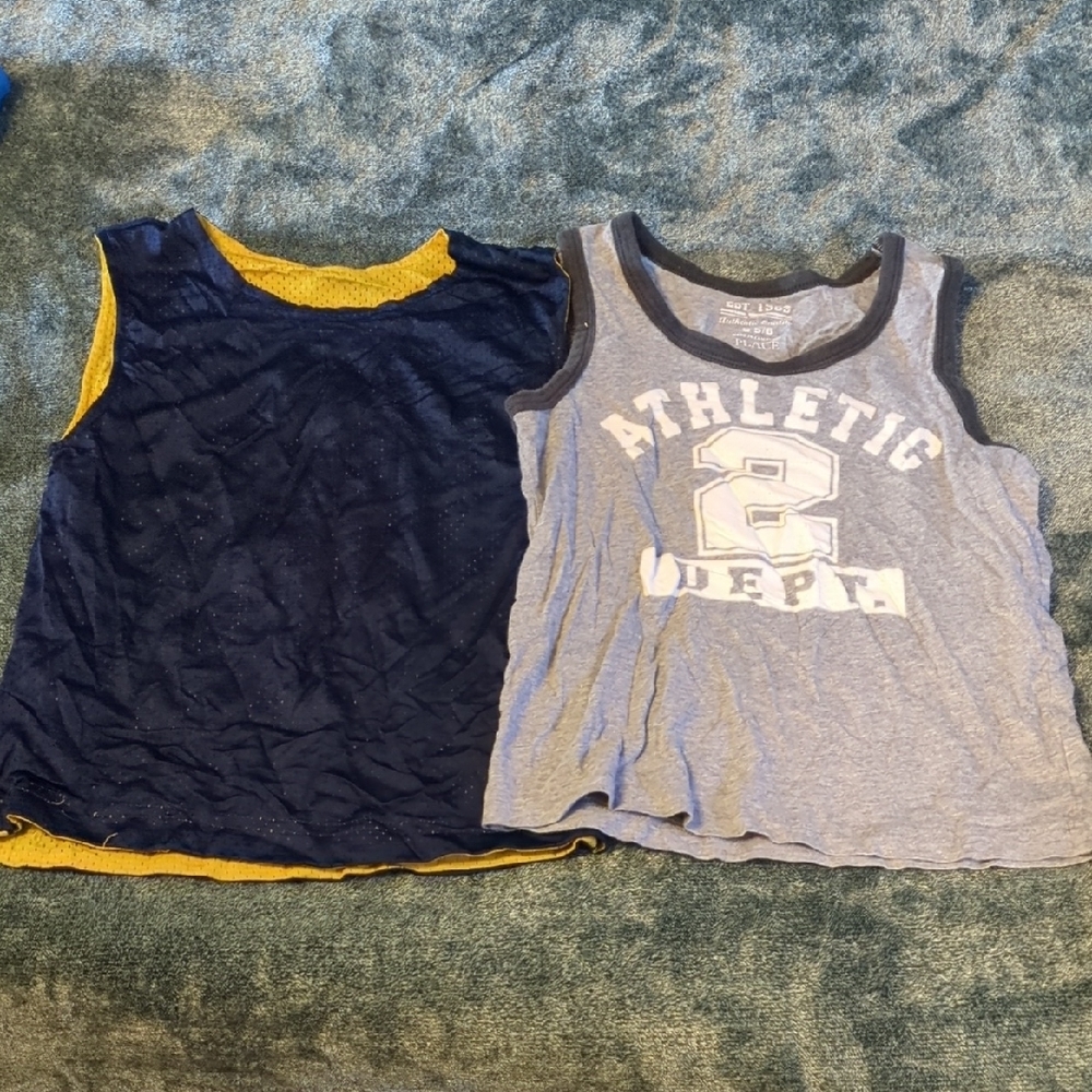 Children's Place Kids Tank Top & Sports Pinnie